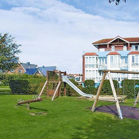 Apartment In Cuxhaven With A Shared Pool Luaran gambar