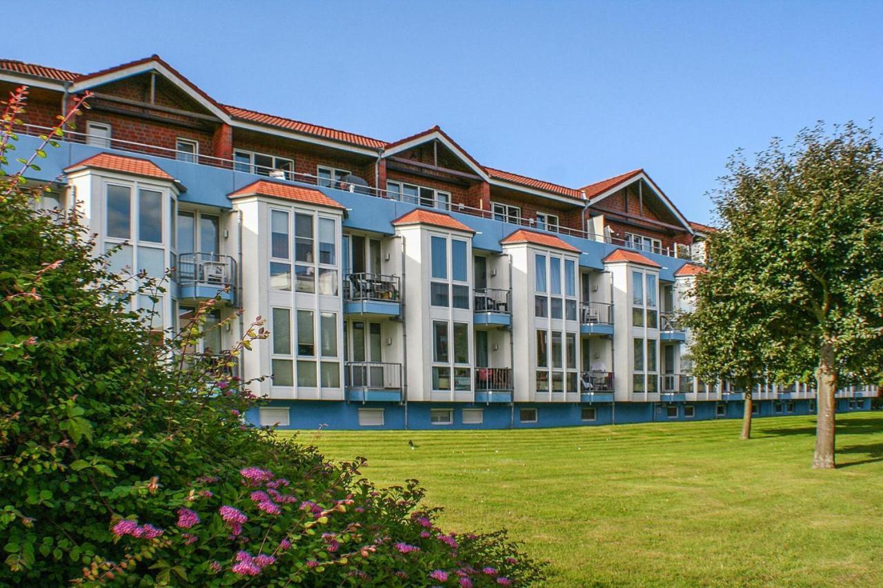 Apartment In Cuxhaven With A Shared Pool Luaran gambar