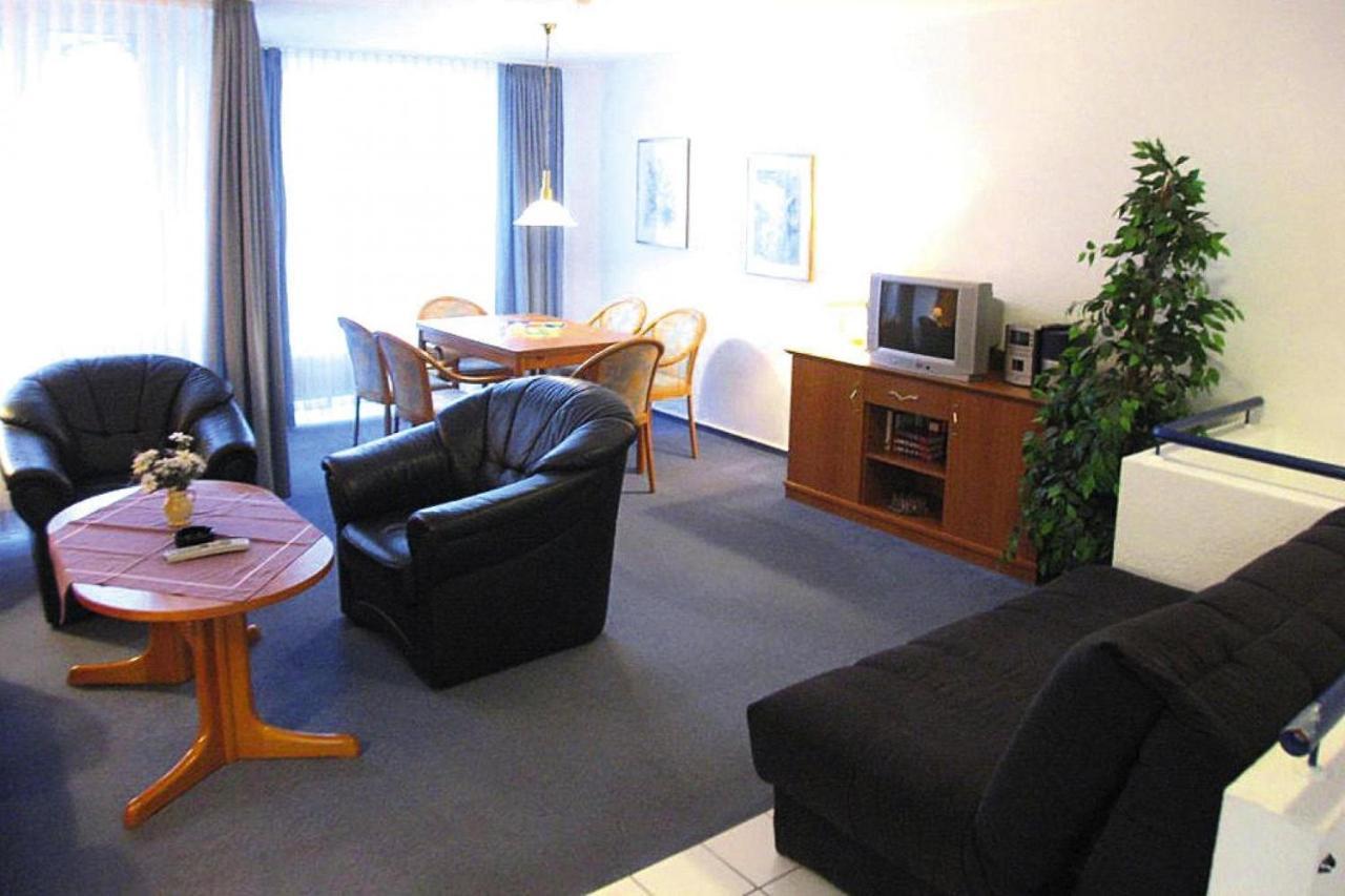 Apartment In Cuxhaven With A Shared Pool Luaran gambar
